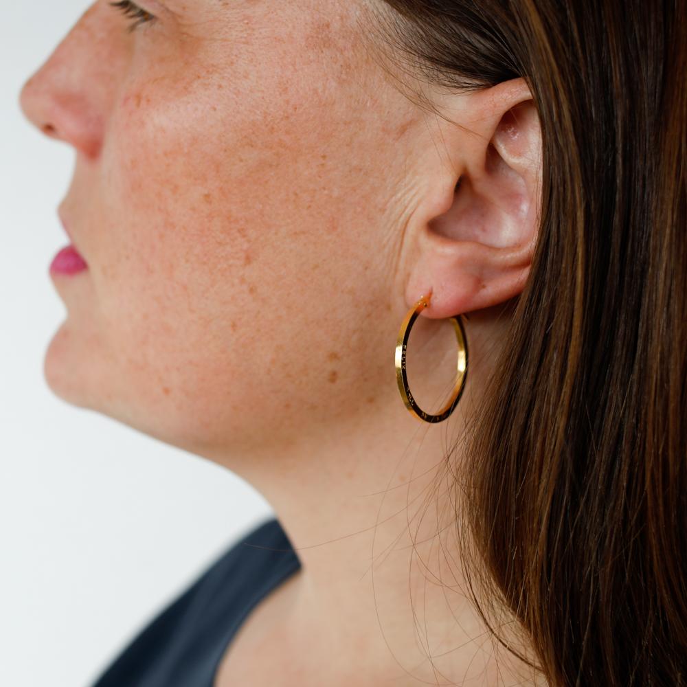 E 649 - Large Hoop Earrings
