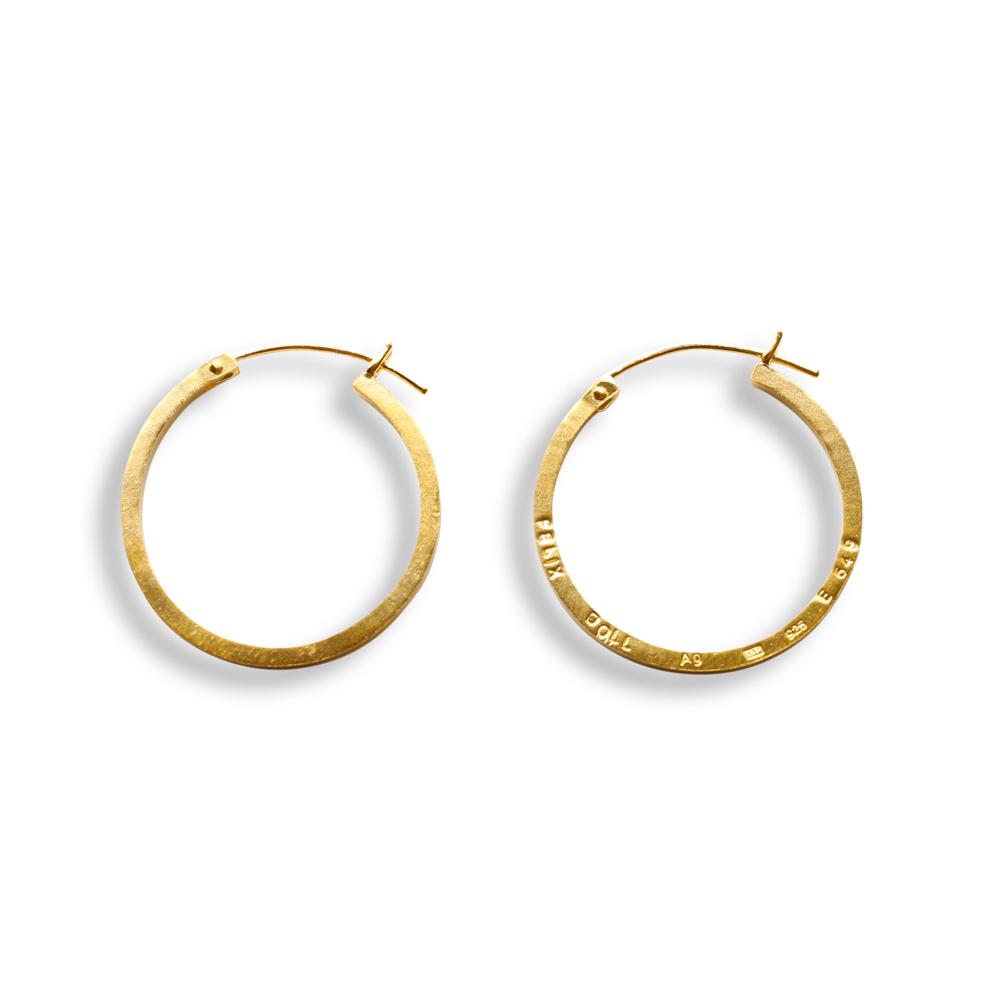 E 649 - Large Hoop Earrings