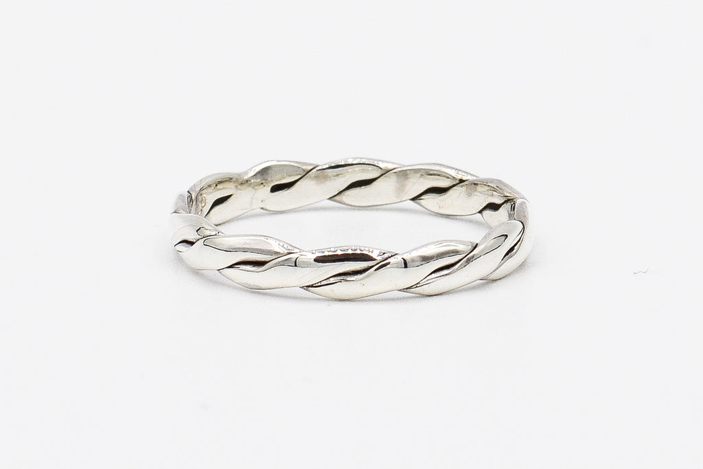 Naia ring
