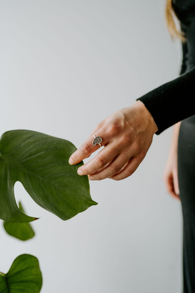Chaya ring