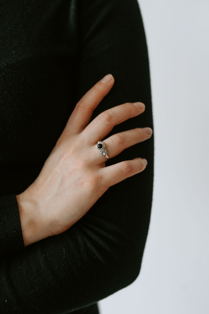 Heena ring